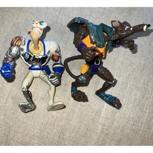 Vintage 1995 Earthworm Jim Battle Damage and Henchrat Action Figures -Playmates